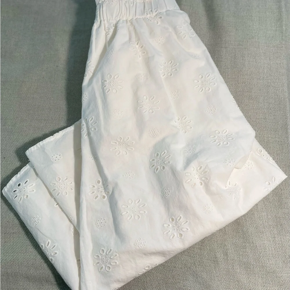 Universal Thread White Eyelet A-Line Skirt - Picture 5 of 8
